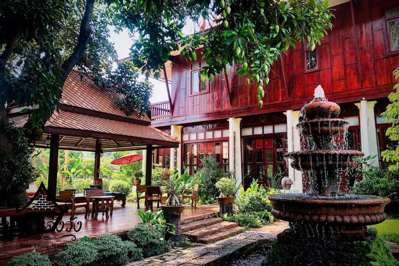 Baan Lhang Wangh บ้านหลังวัง Фитсанулок Екстериор снимка