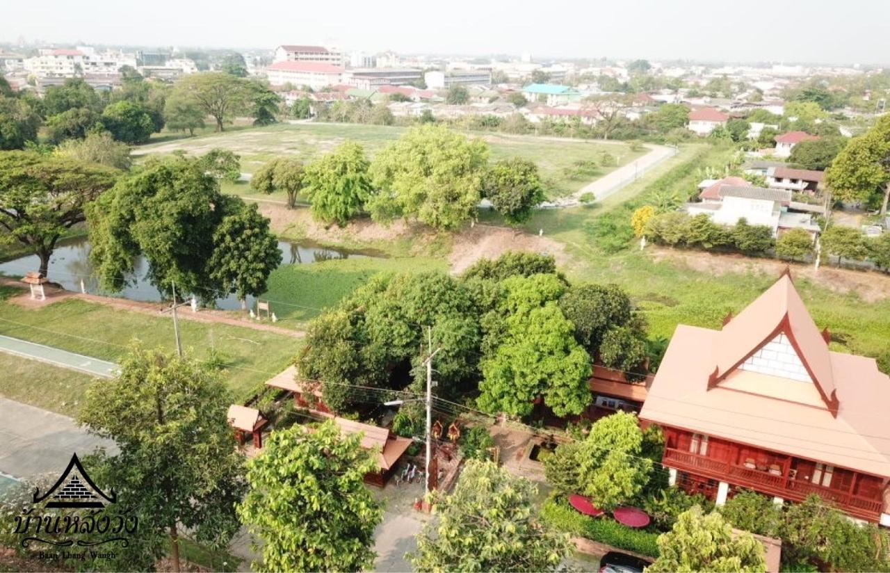 Baan Lhang Wangh บ้านหลังวัง Фитсанулок Екстериор снимка